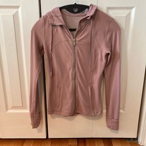 Size 4 lululemon hooded define jacket Nulu